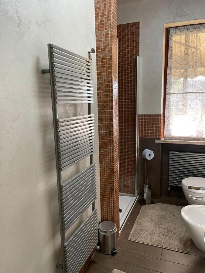 Casa Vacanze Collina Del Lago Пастренго Екстериор снимка